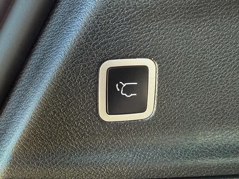 used 2024 Chrysler Pacifica car, priced at $45,250