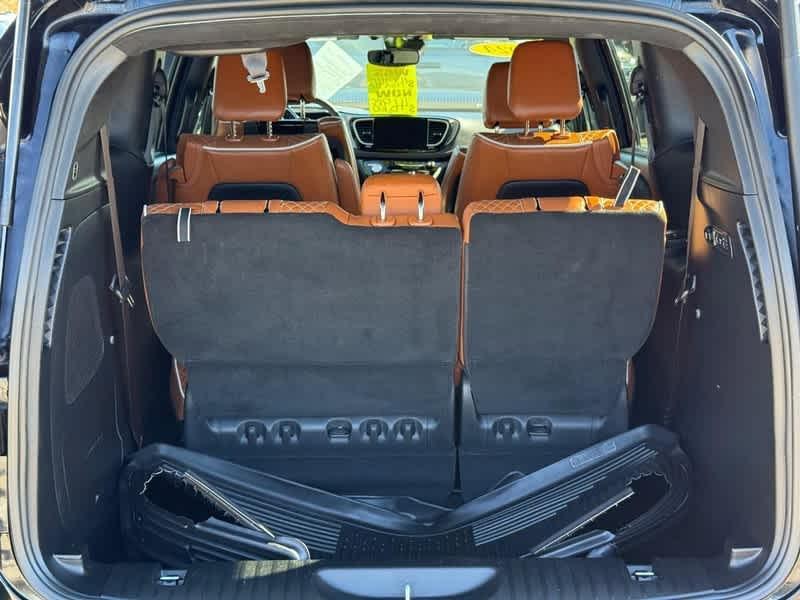 used 2024 Chrysler Pacifica car, priced at $45,250