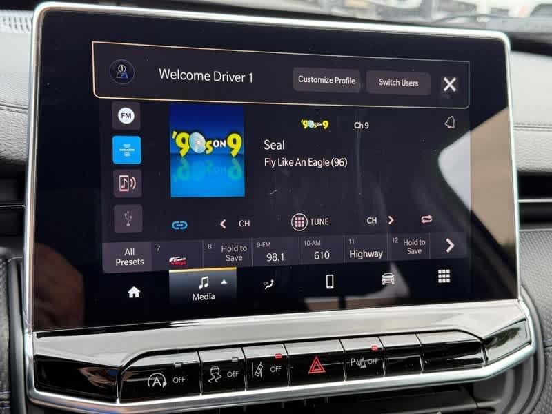 new 2025 Jeep Compass car, priced at $36,092