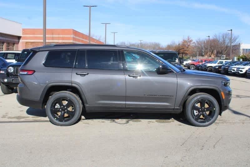 new 2025 Jeep Grand Cherokee L car, priced at $51,037