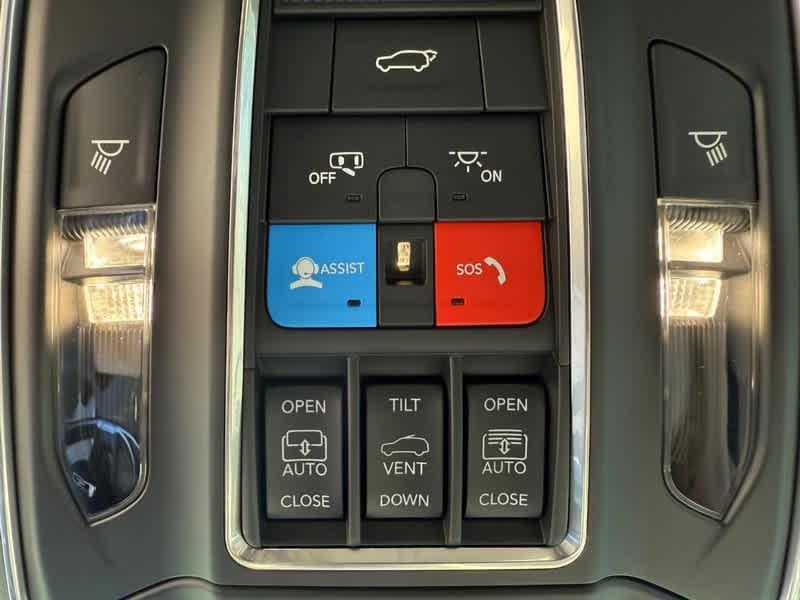 new 2025 Jeep Grand Cherokee car, priced at $45,723