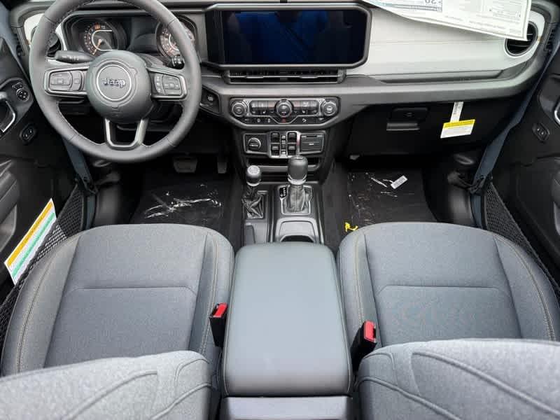 new 2025 Jeep Wrangler car, priced at $51,413