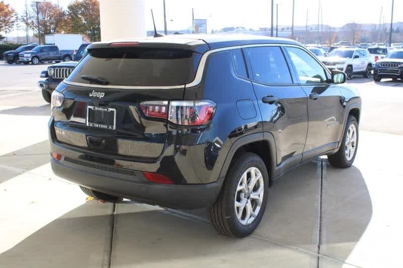 new 2025 Jeep Compass car, priced at $28,090