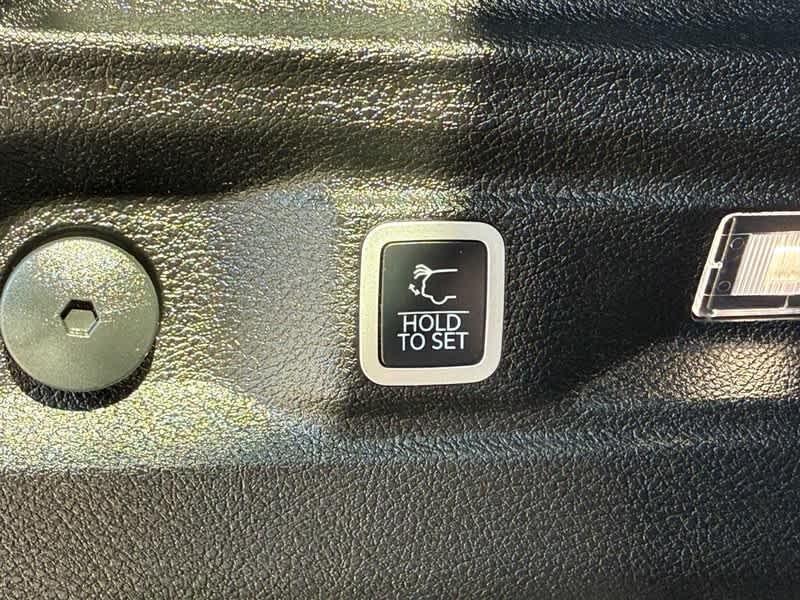 used 2024 Jeep Grand Cherokee L car, priced at $39,988