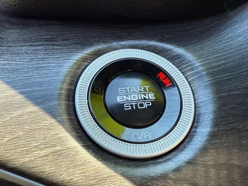 used 2024 Jeep Grand Cherokee L car, priced at $39,988