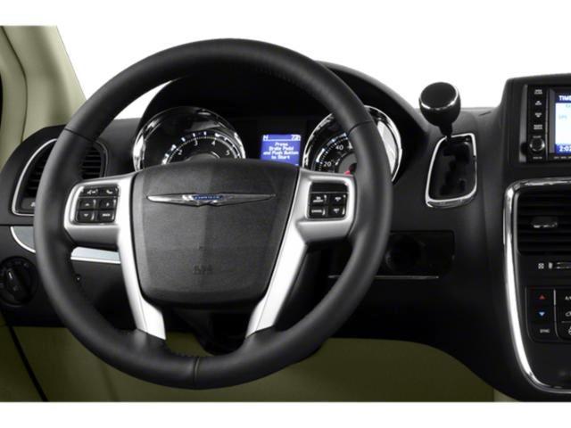 used 2015 Chrysler Town & Country car