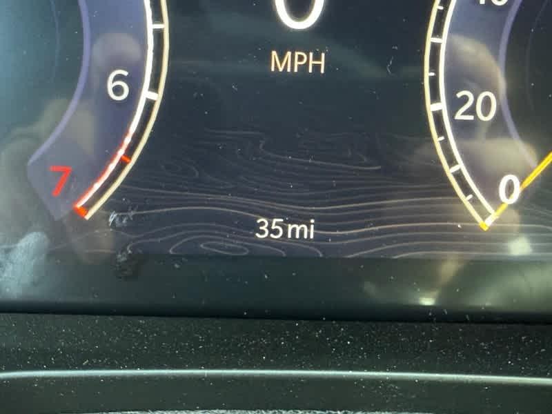new 2025 Jeep Grand Cherokee car, priced at $49,001