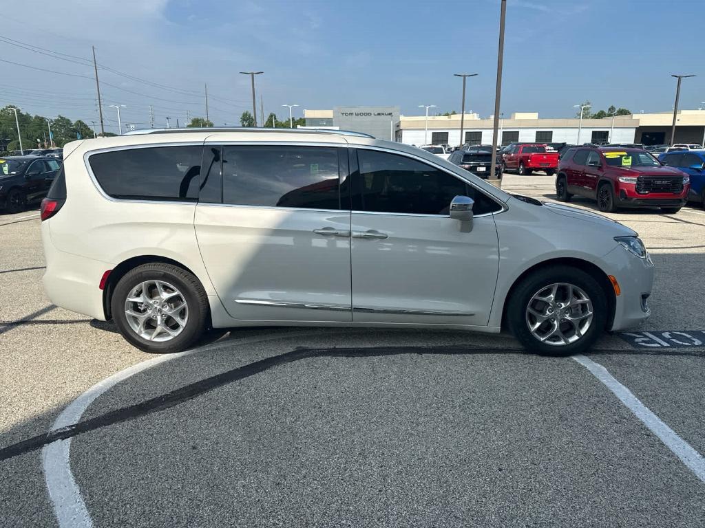 used 2020 Chrysler Pacifica car, priced at $21,998
