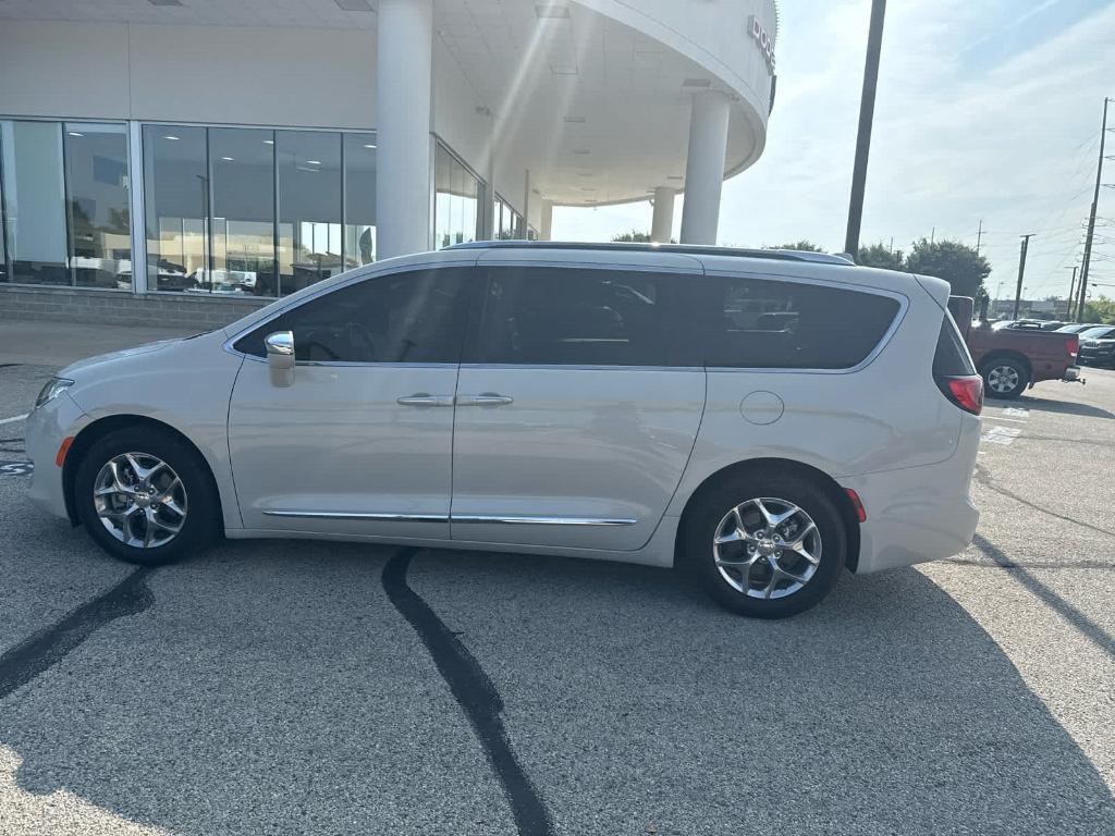 used 2020 Chrysler Pacifica car, priced at $21,998