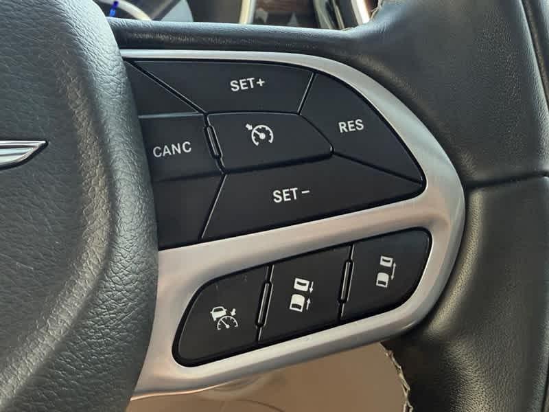 used 2022 Chrysler Pacifica Hybrid car, priced at $33,988