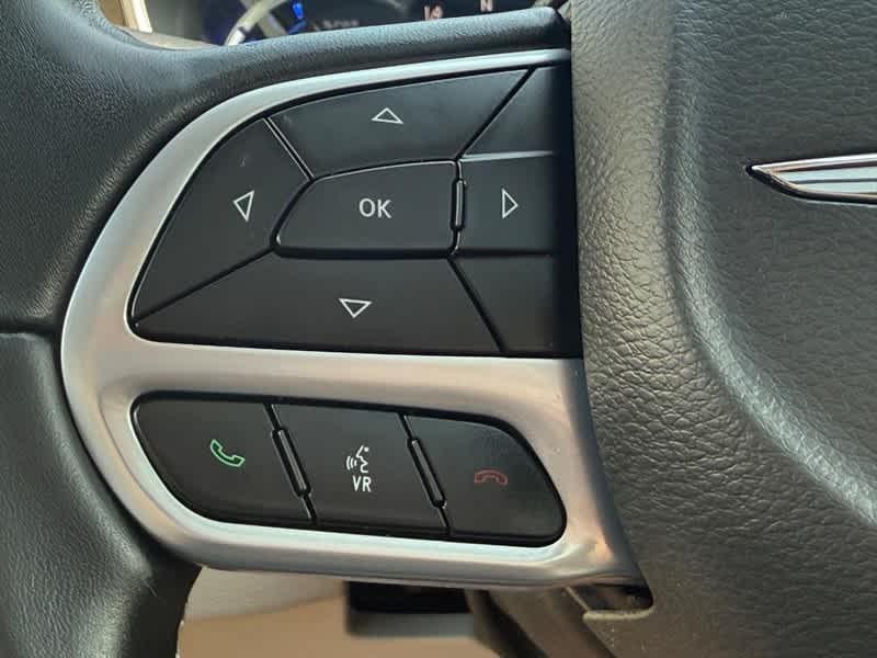 used 2022 Chrysler Pacifica Hybrid car, priced at $33,988