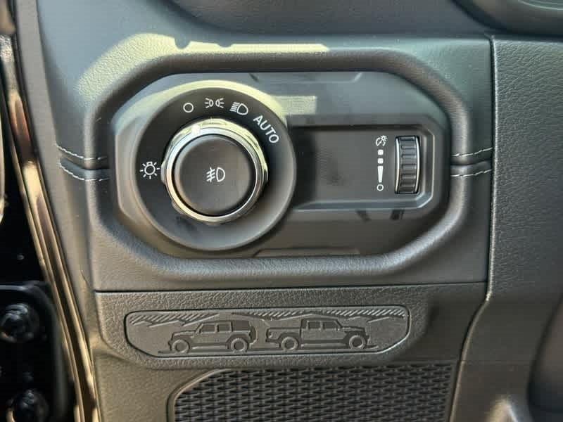 new 2025 Jeep Wrangler car, priced at $54,665
