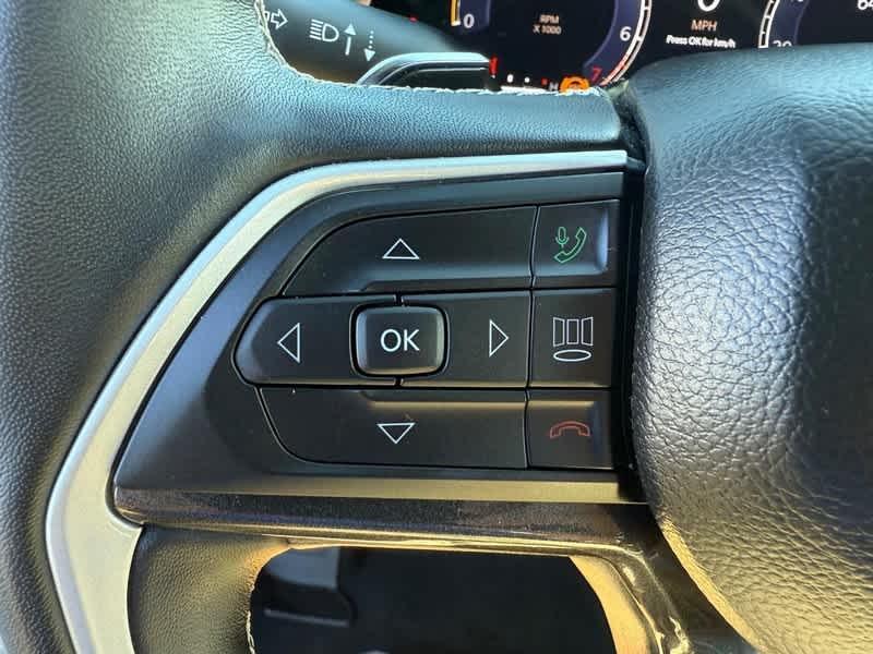 used 2022 Jeep Grand Cherokee car, priced at $33,595