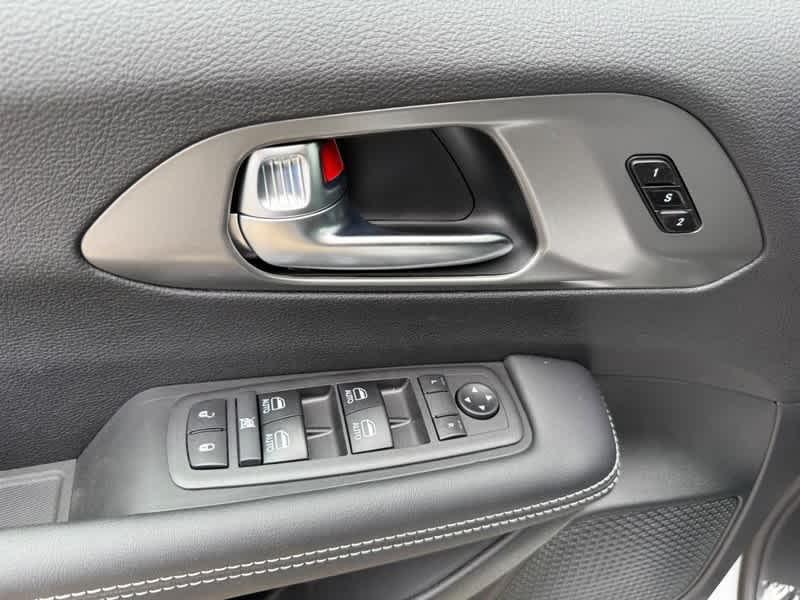 new 2026 Chrysler Pacifica car, priced at $42,685