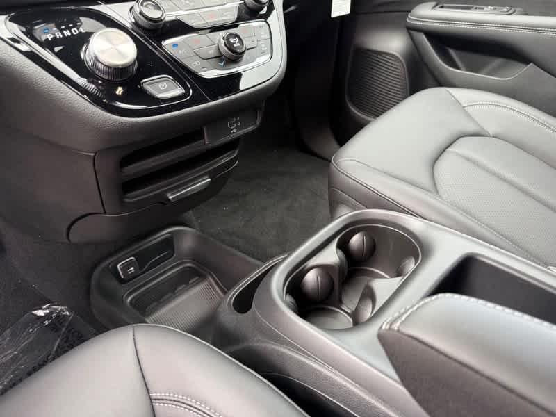 new 2026 Chrysler Pacifica car, priced at $42,685