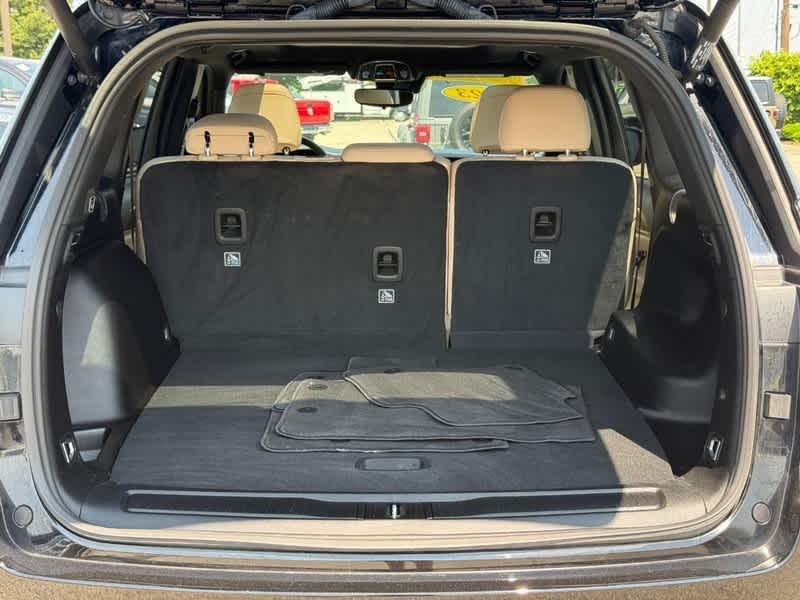 used 2023 Jeep Grand Cherokee car, priced at $36,469