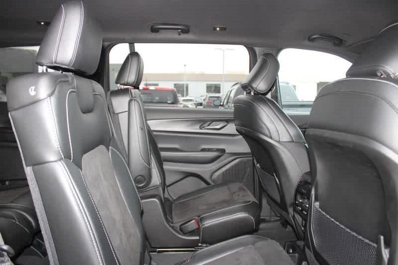 used 2024 Jeep Grand Cherokee L car, priced at $39,755