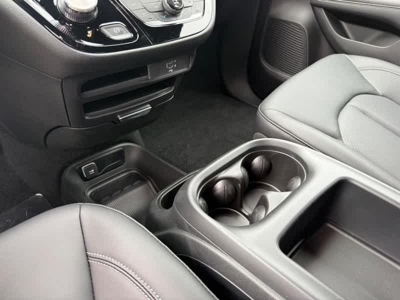 new 2026 Chrysler Voyager car, priced at $40,436