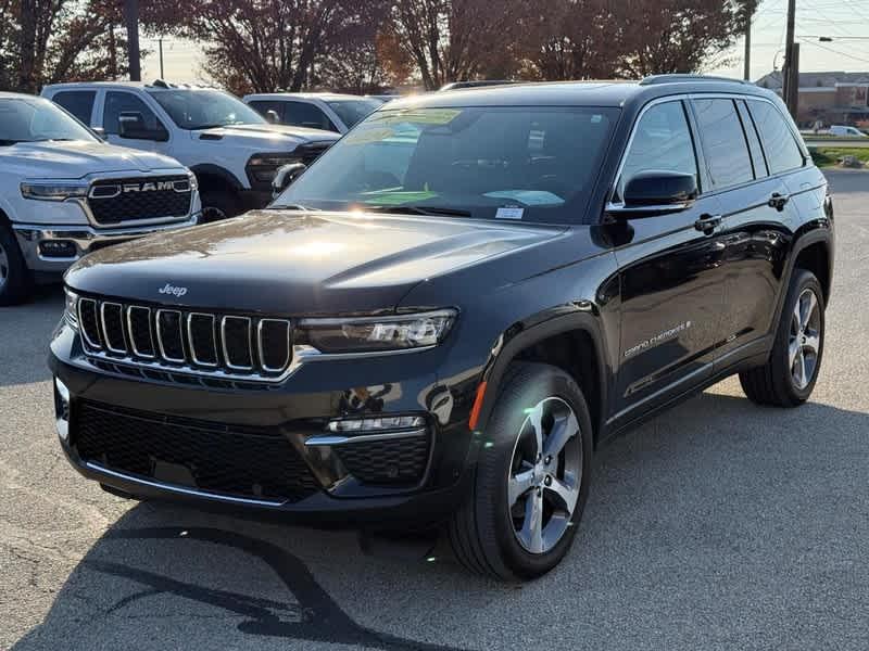 used 2024 Jeep Grand Cherokee car, priced at $38,994