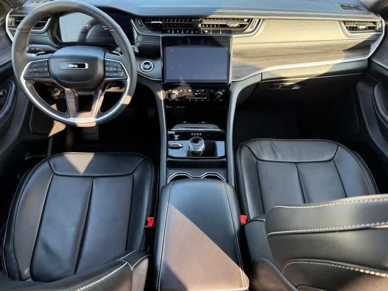 used 2024 Jeep Grand Cherokee car, priced at $38,994