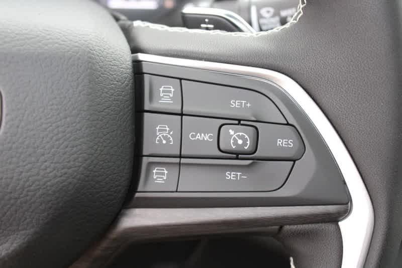 new 2025 Jeep Grand Cherokee car, priced at $45,963