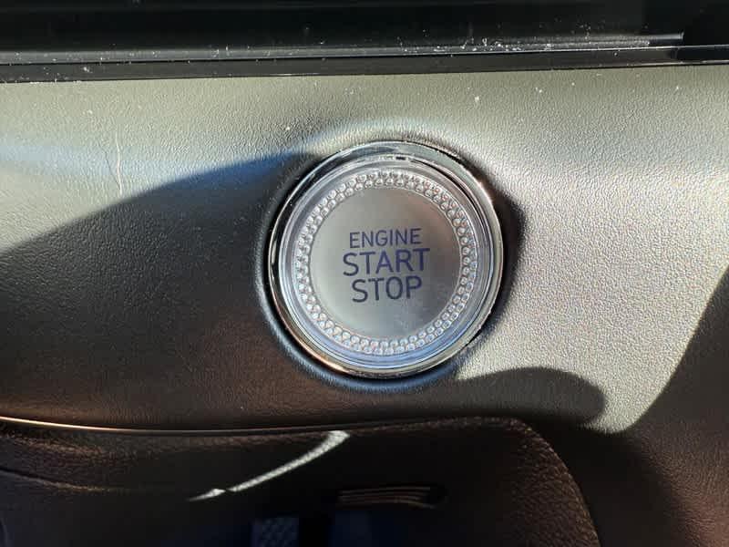 used 2025 Genesis GV80 car, priced at $46,911