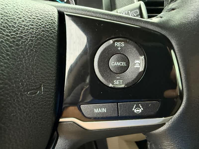 used 2021 Honda Pilot car, priced at $29,748