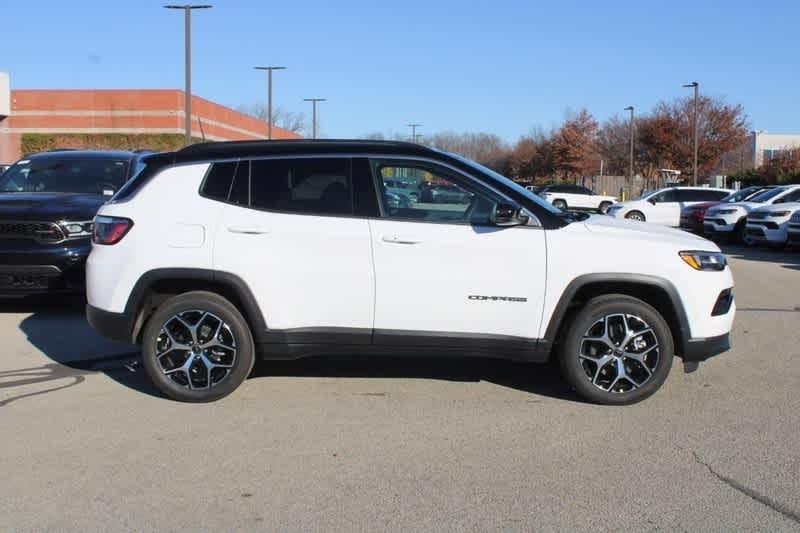 new 2025 Jeep Compass car, priced at $34,638