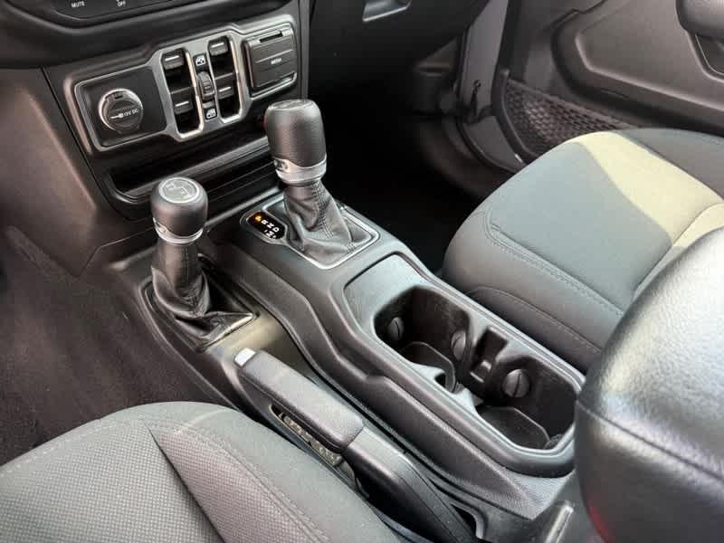 used 2021 Jeep Wrangler Unlimited car, priced at $32,998