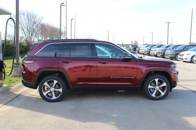 new 2024 Jeep Grand Cherokee 4xe car, priced at $52,237