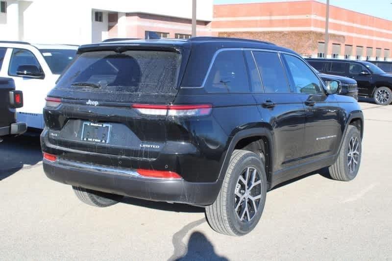 new 2025 Jeep Grand Cherokee car, priced at $49,167