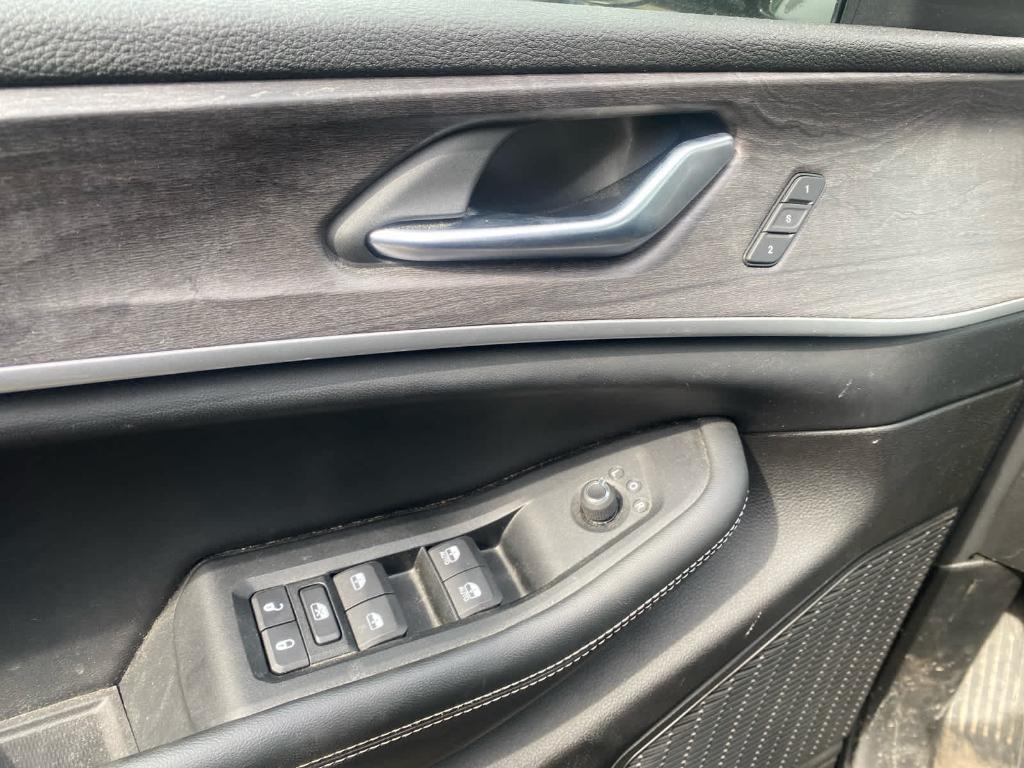 used 2023 Jeep Grand Cherokee car, priced at $37,662