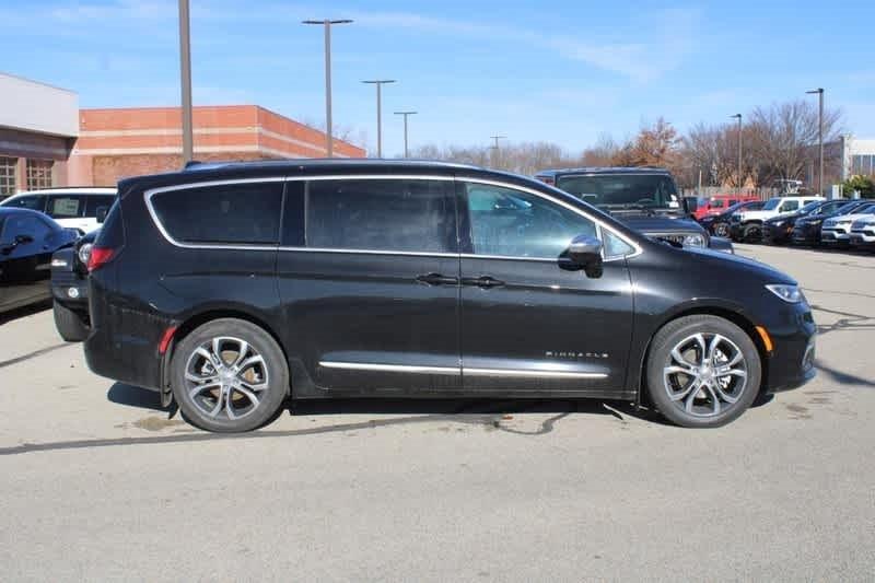 new 2025 Chrysler Pacifica car, priced at $52,988