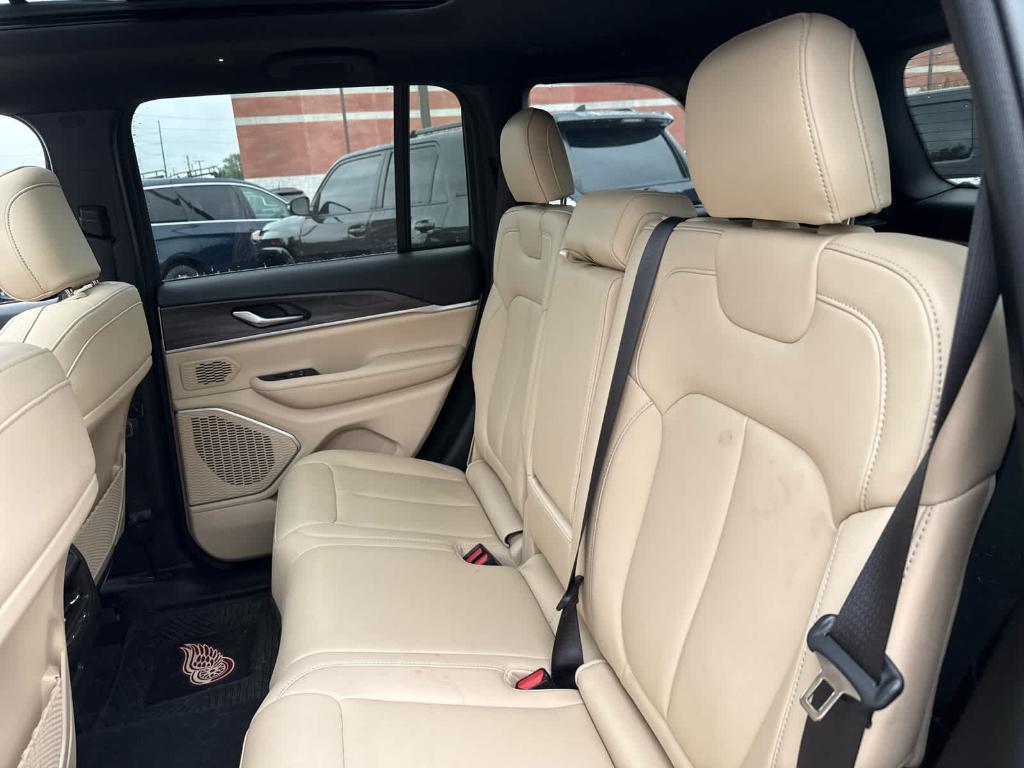 used 2023 Jeep Grand Cherokee car, priced at $37,988