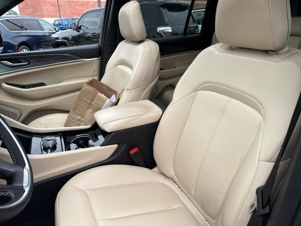 used 2023 Jeep Grand Cherokee car, priced at $37,988