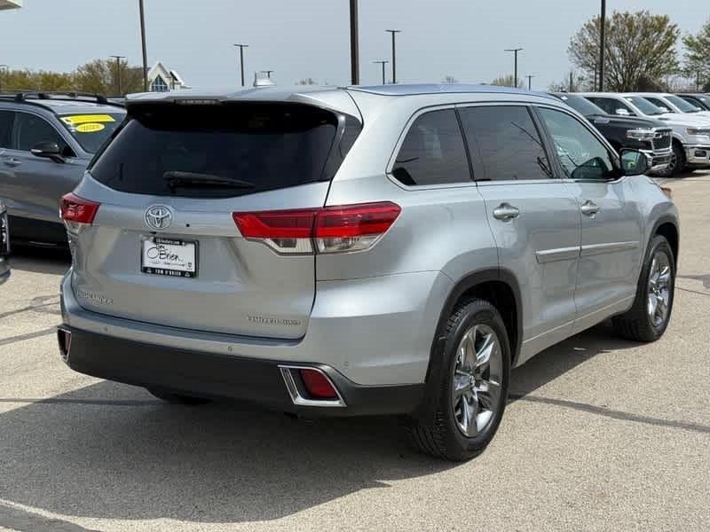 used 2018 Toyota Highlander car, priced at $26,985