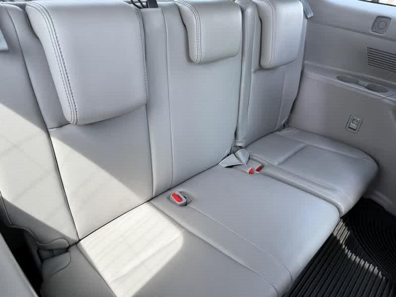 used 2018 Toyota Highlander car, priced at $26,985