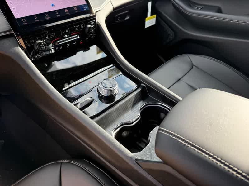 new 2025 Jeep Grand Cherokee L car, priced at $50,948