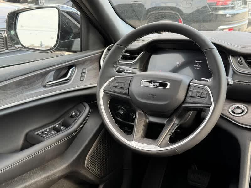 new 2025 Jeep Grand Cherokee L car, priced at $50,948