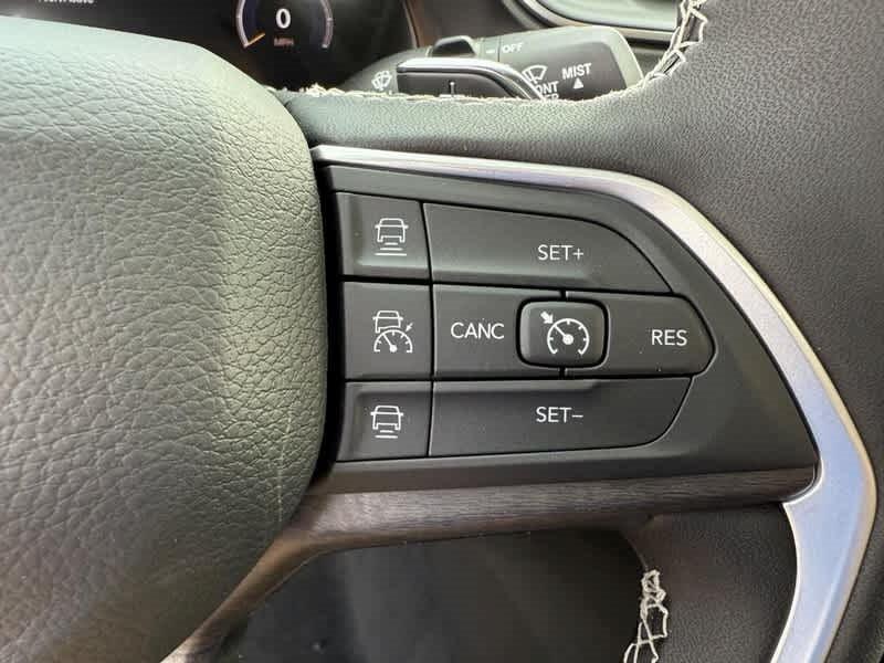 new 2025 Jeep Grand Cherokee car, priced at $46,506