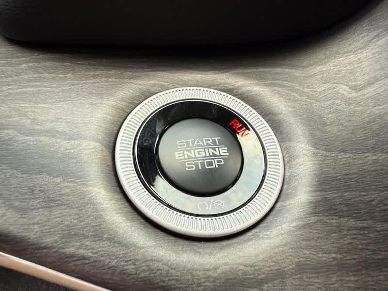 new 2025 Jeep Grand Cherokee car, priced at $46,016