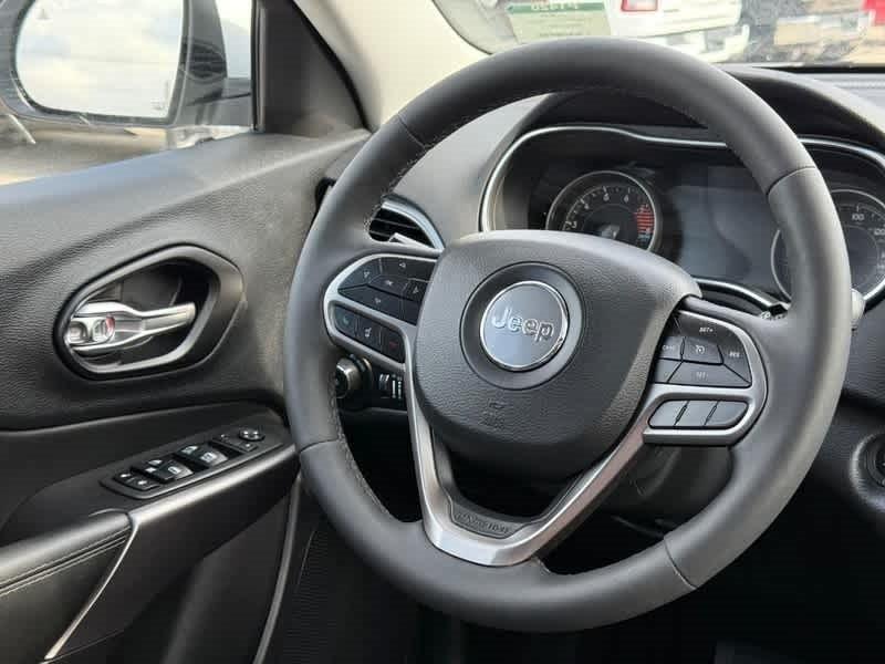 used 2021 Jeep Cherokee car, priced at $25,988