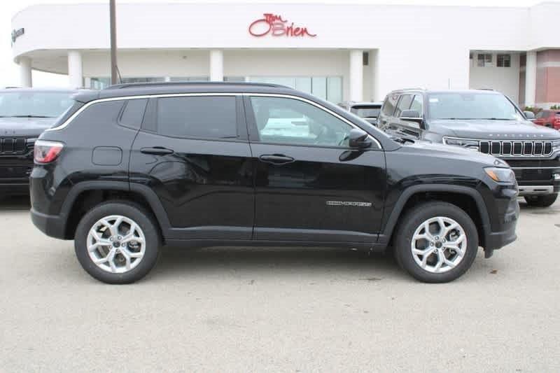 new 2025 Jeep Compass car, priced at $30,673