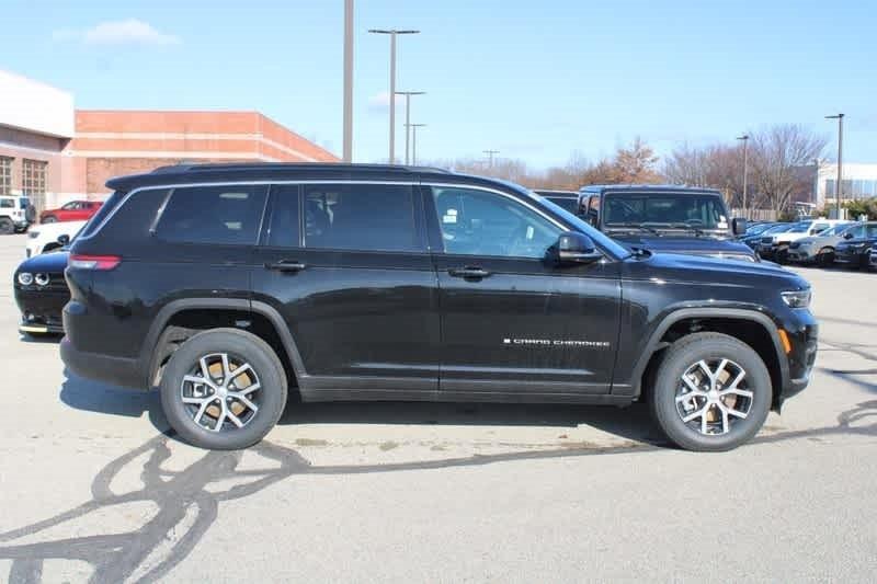 new 2025 Jeep Grand Cherokee L car, priced at $51,217