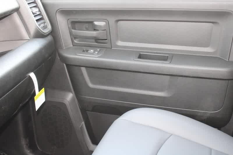 new 2025 Ram 3500 car, priced at $70,997