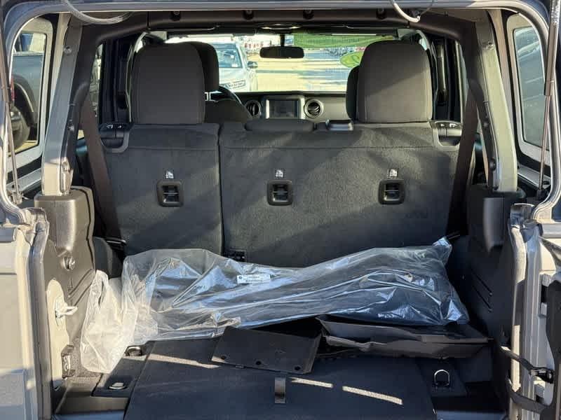 used 2022 Jeep Wrangler Unlimited car, priced at $34,988