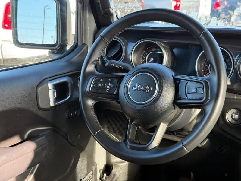 used 2022 Jeep Wrangler Unlimited car, priced at $34,988