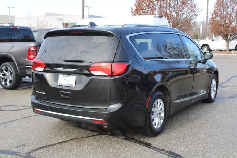 used 2018 Chrysler Pacifica car, priced at $18,772