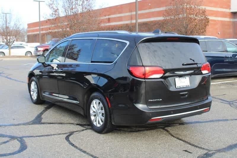 used 2018 Chrysler Pacifica car, priced at $18,772