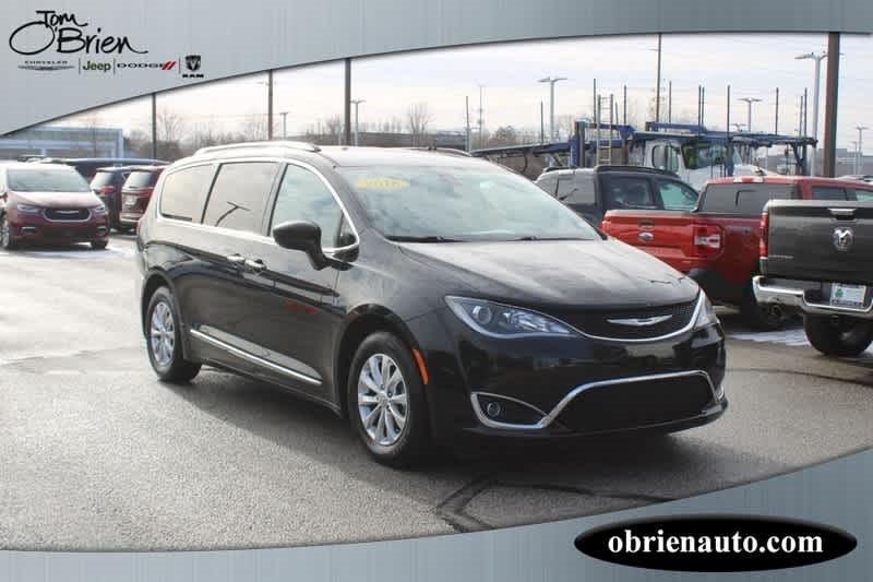 used 2018 Chrysler Pacifica car, priced at $18,772